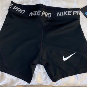 NIKE PRO SHORTS